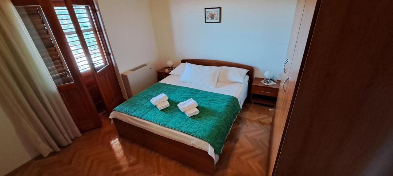 Apartment With Splendid Sea View Trogir Eksteriør bilde