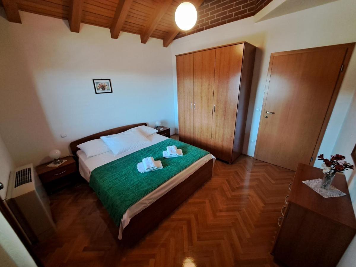Apartment With Splendid Sea View Trogir Eksteriør bilde