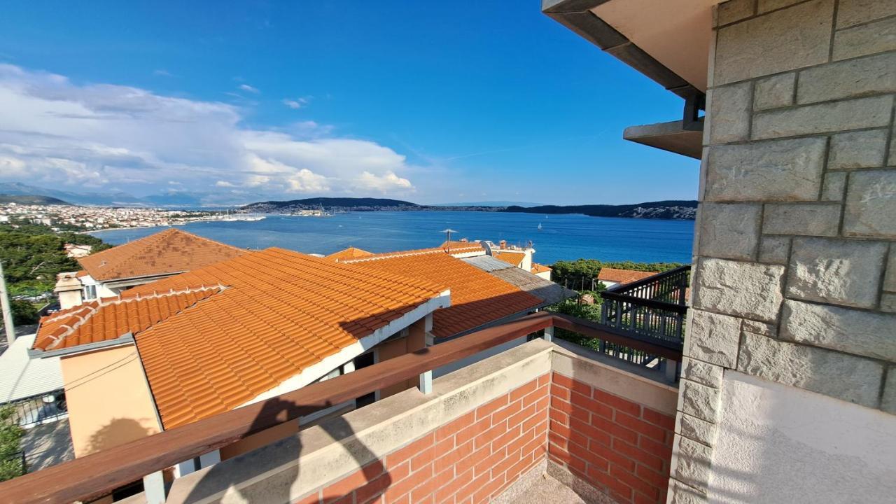 Apartment With Splendid Sea View Trogir Eksteriør bilde