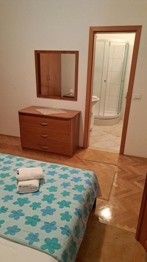 Apartment With Splendid Sea View Trogir Eksteriør bilde