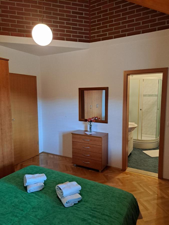 Apartment With Splendid Sea View Trogir Eksteriør bilde