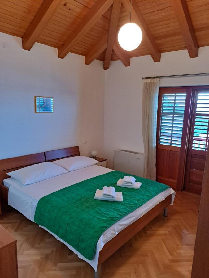 Apartment With Splendid Sea View Trogir Eksteriør bilde