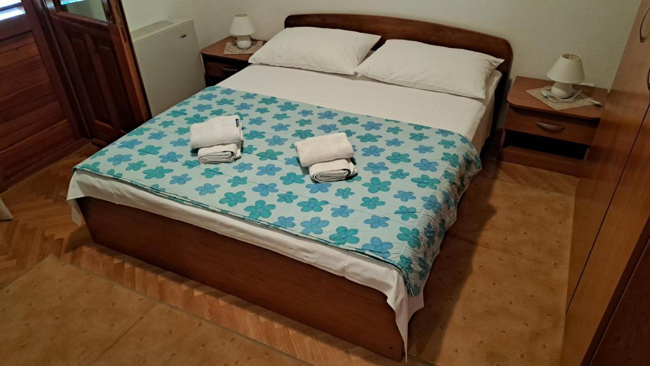 Apartment With Splendid Sea View Trogir Eksteriør bilde