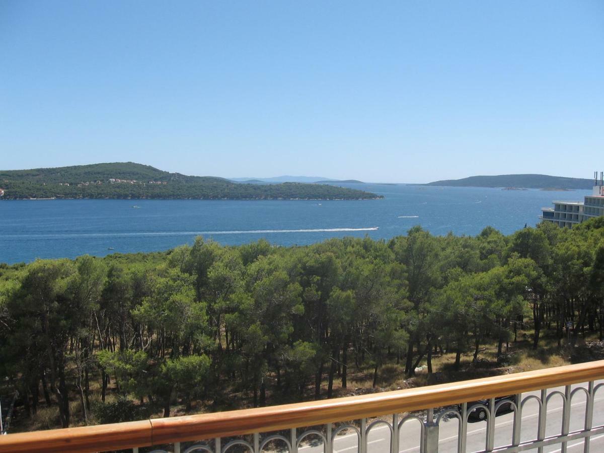 Apartment With Splendid Sea View Trogir Eksteriør bilde