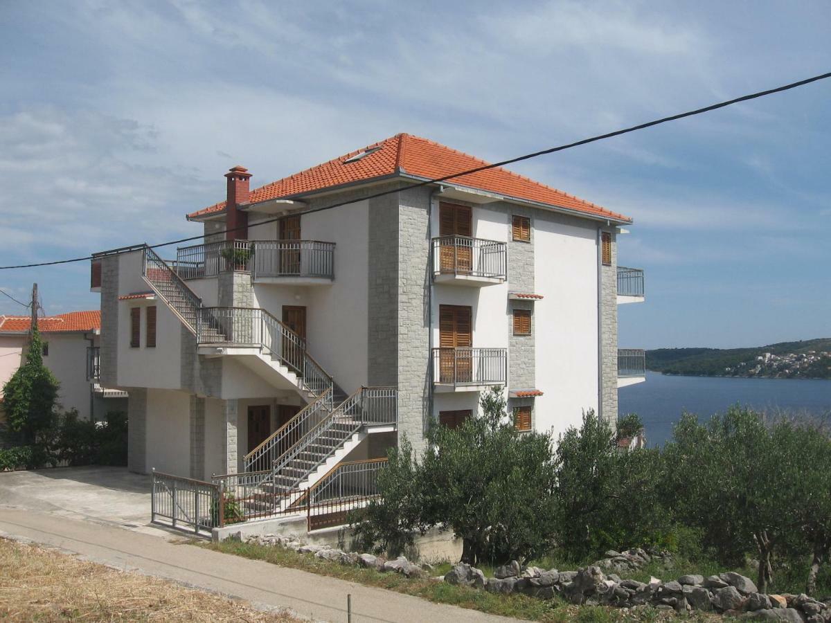 Apartment With Splendid Sea View Trogir Eksteriør bilde
