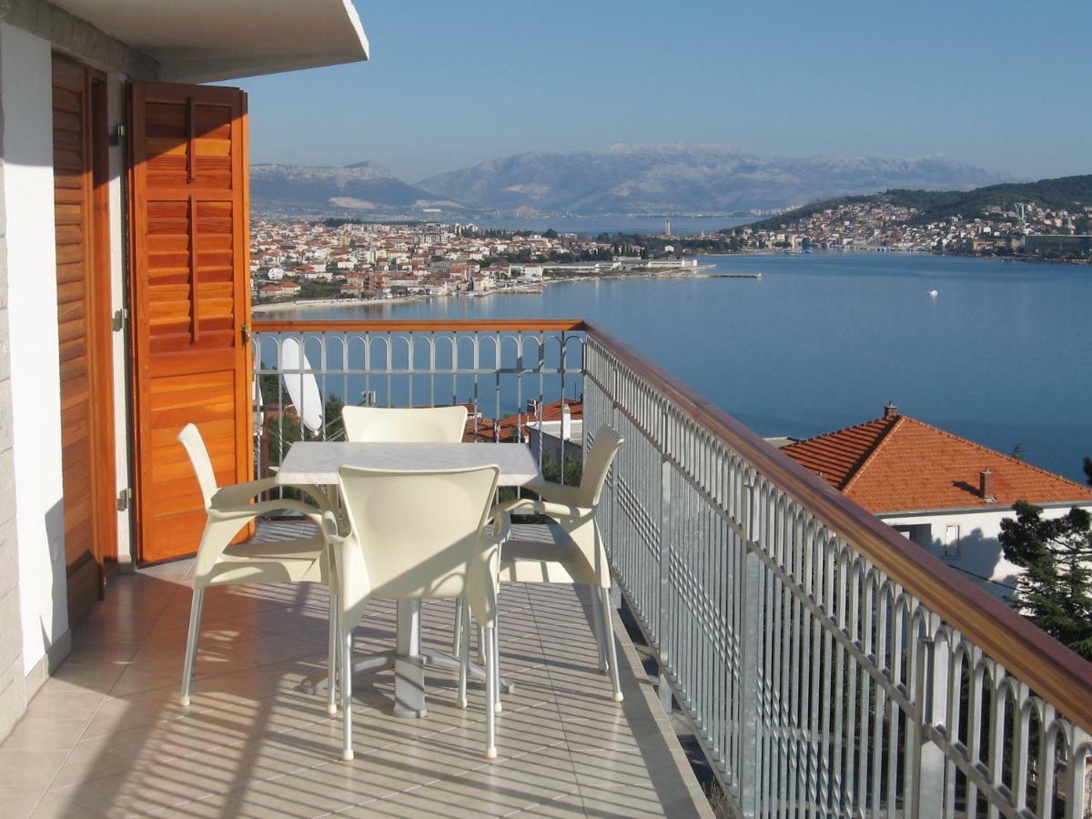 Apartment With Splendid Sea View Trogir Eksteriør bilde