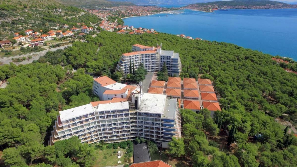Apartment With Splendid Sea View Trogir Eksteriør bilde