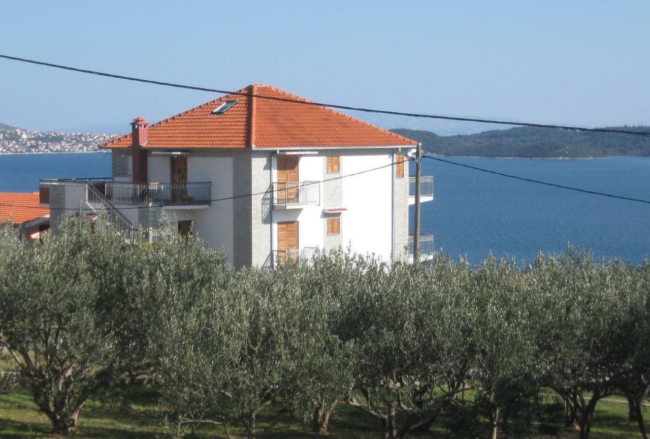 Apartment With Splendid Sea View Trogir Eksteriør bilde