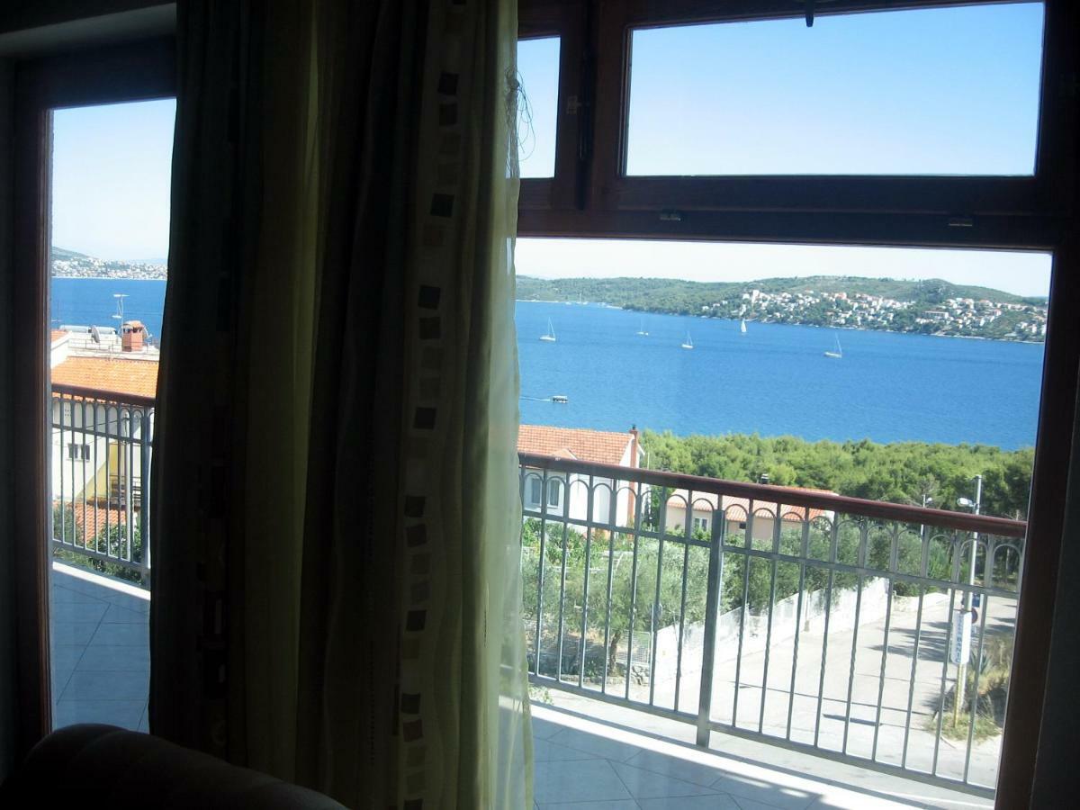 Apartment With Splendid Sea View Trogir Eksteriør bilde