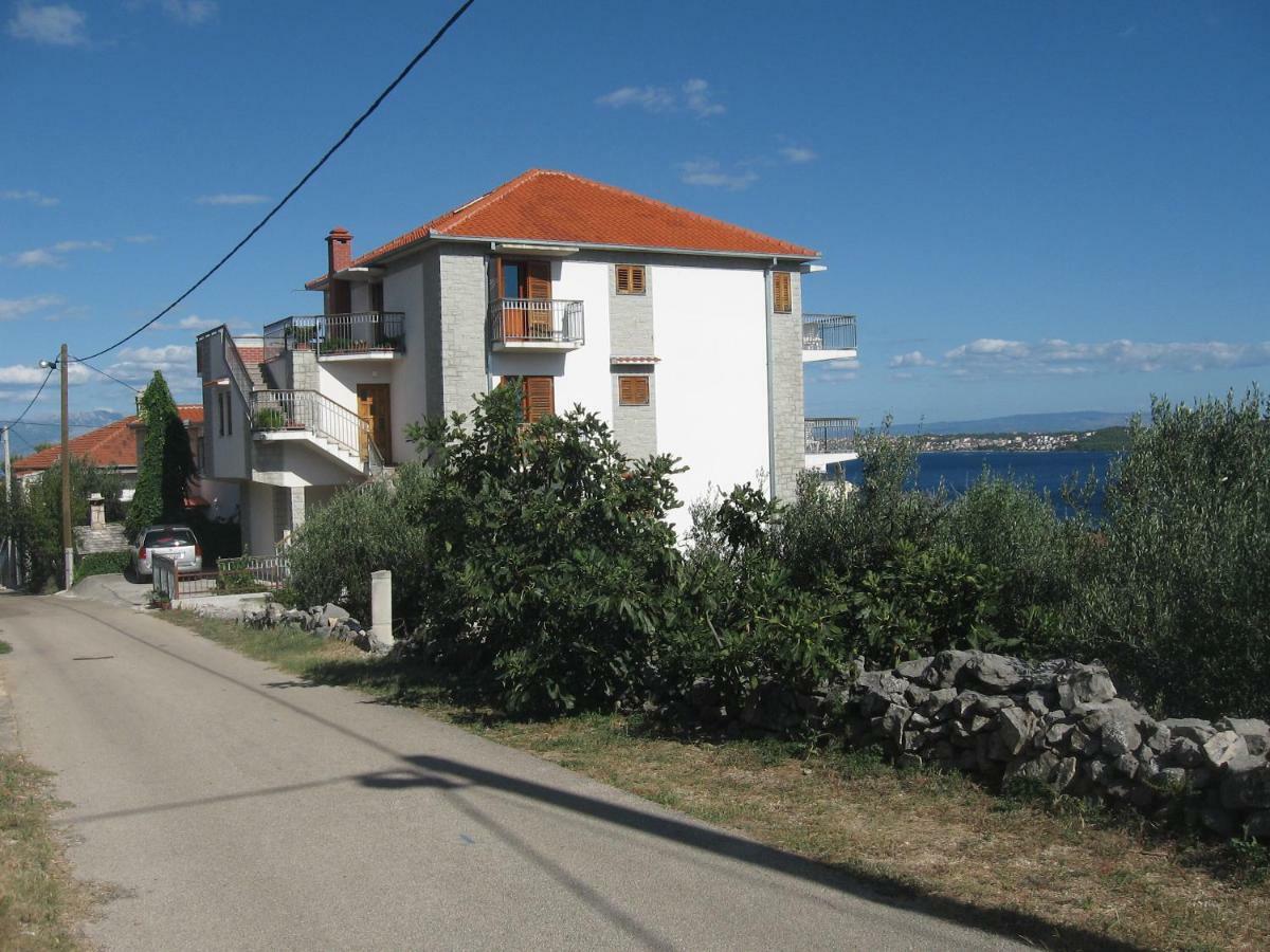 Apartment With Splendid Sea View Trogir Eksteriør bilde