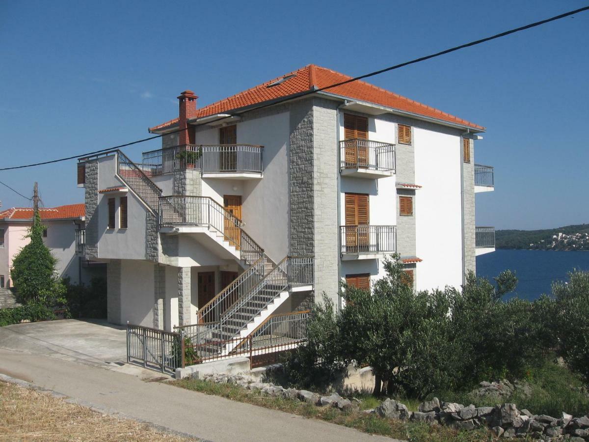 Apartment With Splendid Sea View Trogir Eksteriør bilde